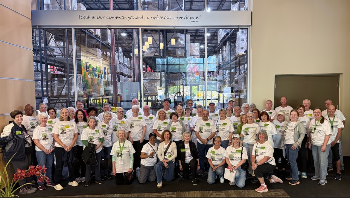 Trippin through LIFE visits the Second Harvest Food bank.